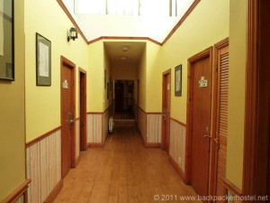 Railway Hostel Killarney - Hallway