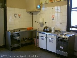 No. 8 Hostel - Kitchen