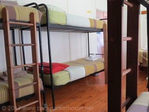 Zoete Inval Travellers Lodge Hermanus - Dorm Room