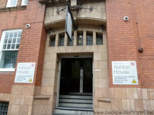 Manchester Ashton House Hostel - Entrance
